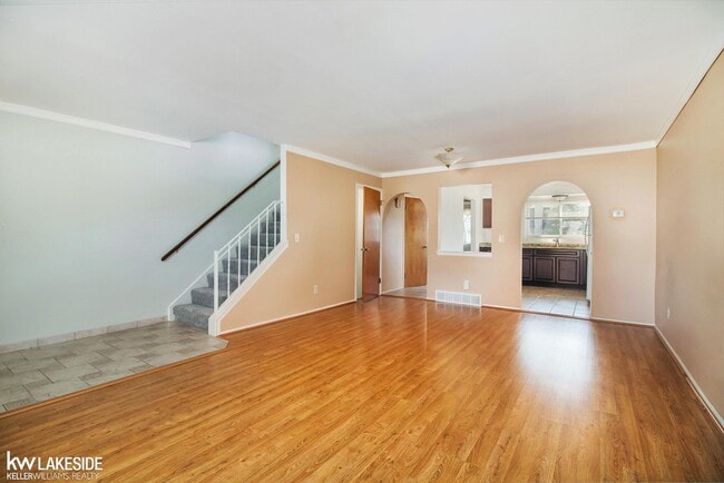 Photo - 28306 Universal Dr