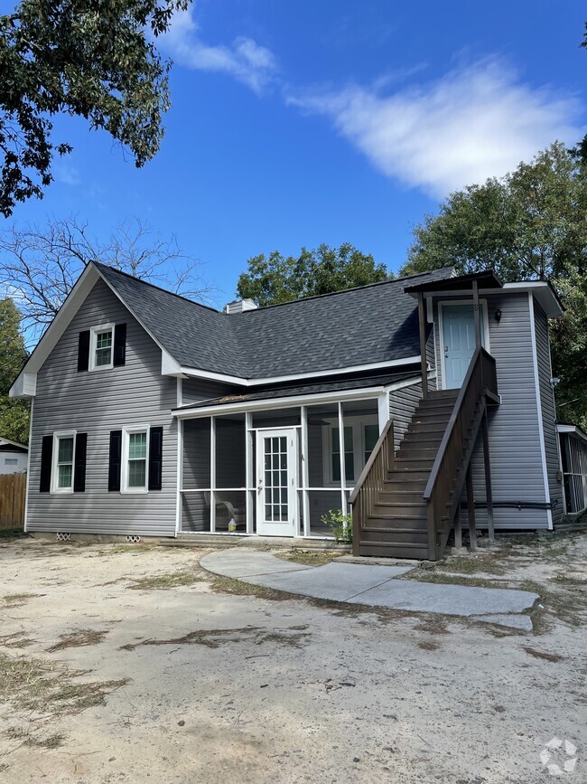 Building Photo - 112 Fiske St Rental