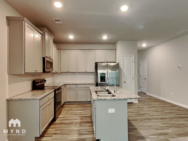 Photo - 5091 Lower Elm St