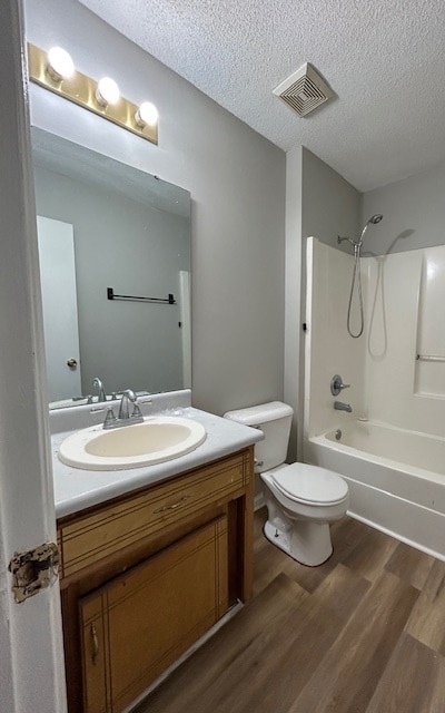 Photo - 2007 Lasalle Dr