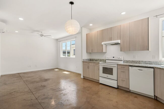 Photo - Ocotillo Ridge