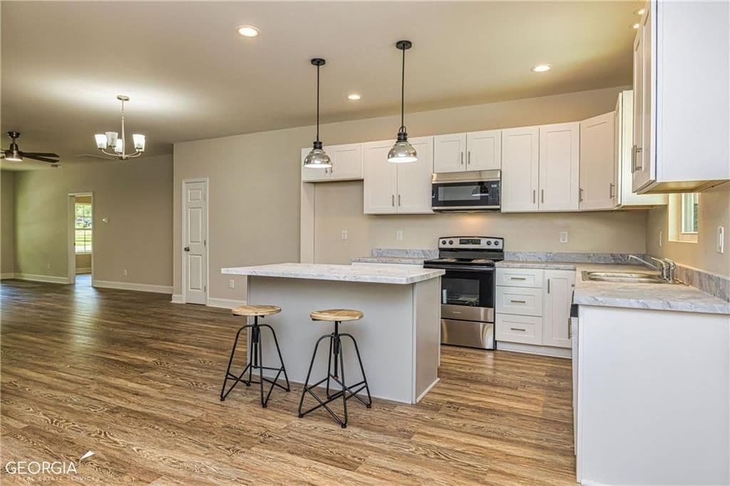 Photo - 106 Maple St