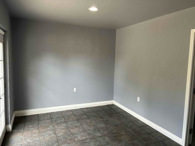 Photo - 38220 Trifone Rd