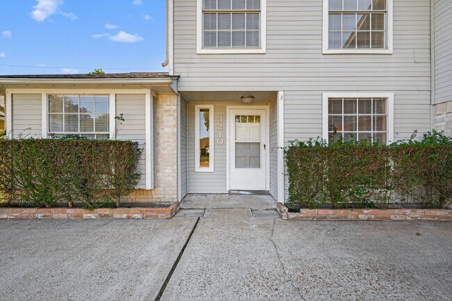 Photo - 3210 Kempwood Dr