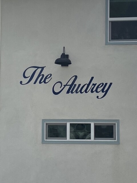 Photo - 3118 W 48th St Unit 6