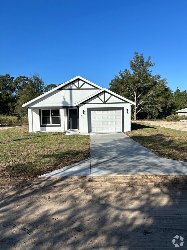 Building Photo - New Construction 3/2 Home