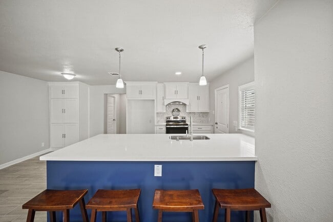 Photo - 3430 Seabrook St