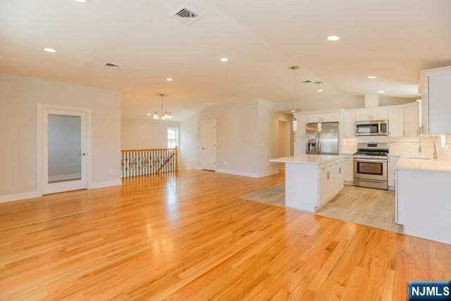 Photo - 301 Miller Ave