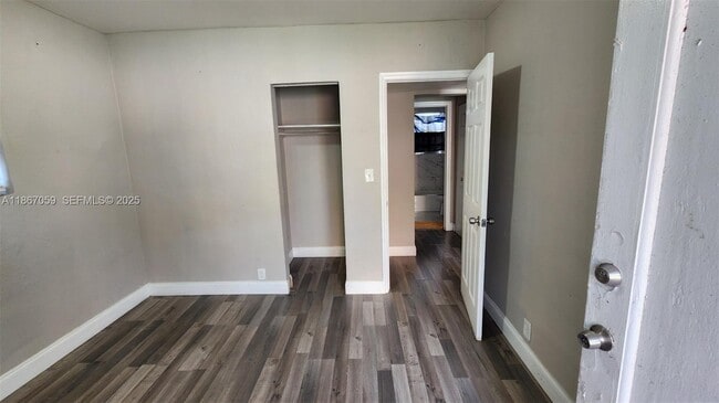 Building Photo - 1761 Ali Baba Ave Unit 1