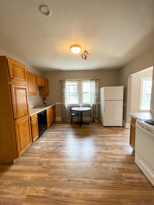 Photo - 2053 Robin St Unit 2