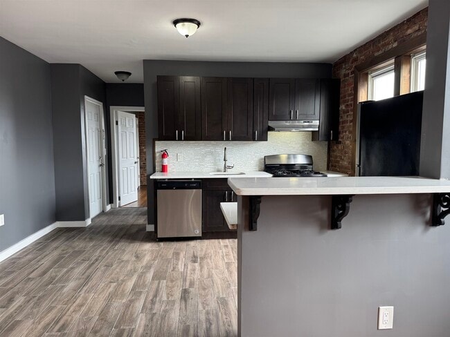 Photo - 7880-80 Carmer Ave Unit 4