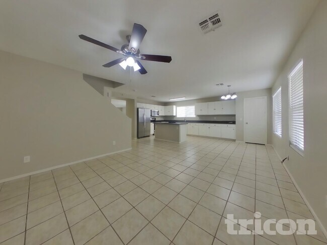 Photo - 11823 W Windrose Ave