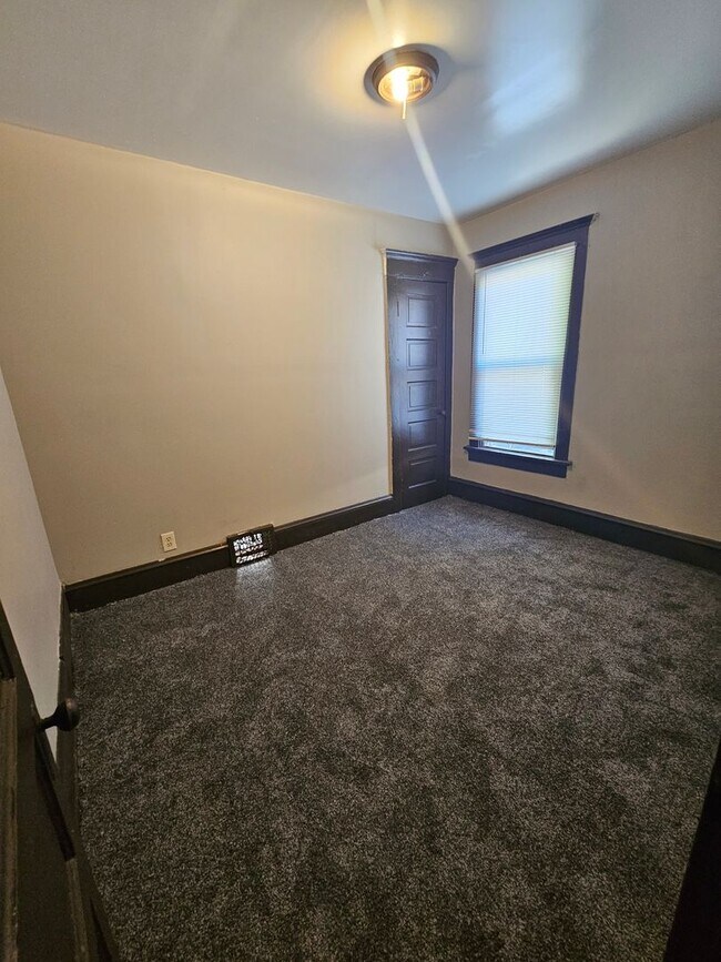 Photo - 2551-2553 N 36th St Unit 2553 (Upper)