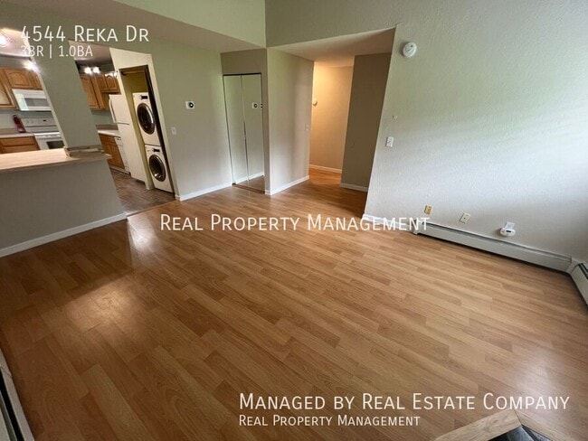 Photo - 4544 Reka Dr
