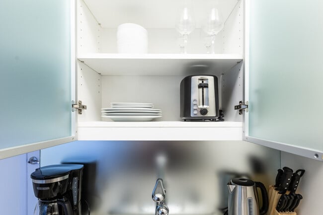 Building Photo - 30 Park Ave Unit ID1013675P Rental
