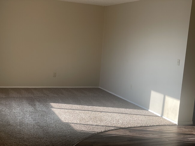 Photo - Warlow Drive