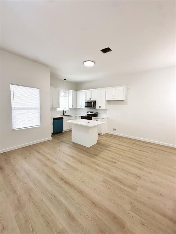 Photo - 407 Clearwater St Unit B