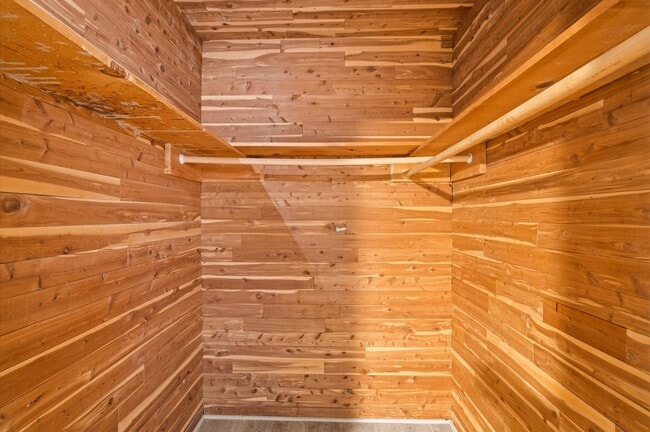 Building Photo - 3924 W Alabama St Unit 4