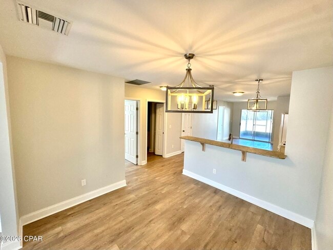 Photo - 3124 Meadow St