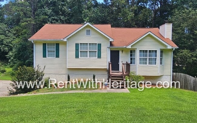 Building Photo - Amazing 3 Bedroom/ 2 Bath Home / Bonus Roo...