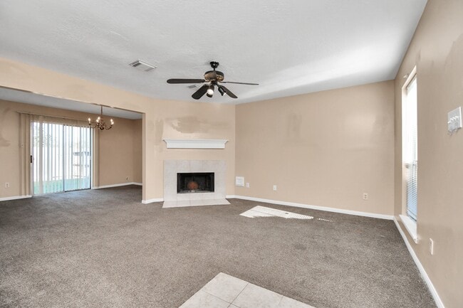 Photo - 8914 Pecan Pl Dr