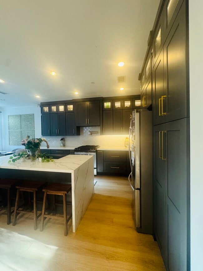 Photo - 113 Churchill