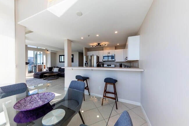 Photo - 507-909 Mainland St Unit ID1345513P