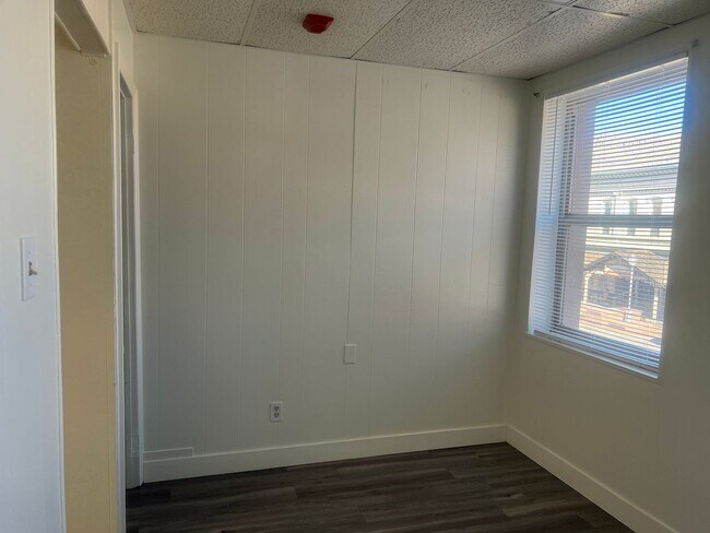 1220 Washington Ave Unit 5