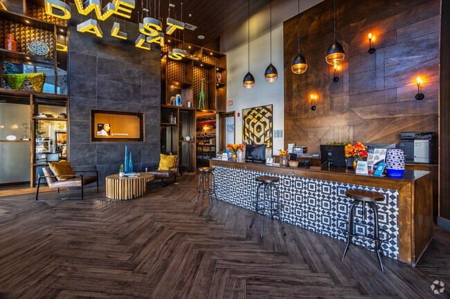 SYNC at West Dallas - Leasing Lobby