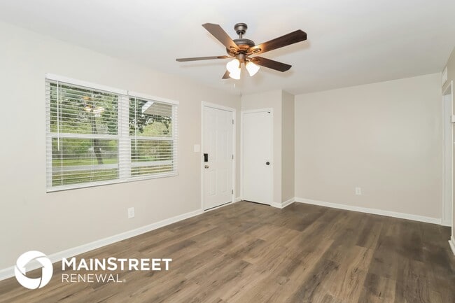 Photo - 66 Seminole Rd NE