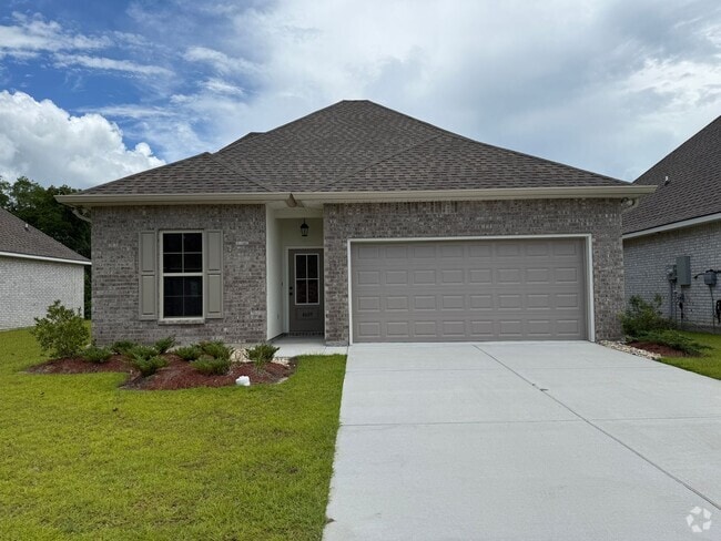Building Photo - Move in Ready! Beautiful 3 Bedroom and 3 B... Rental