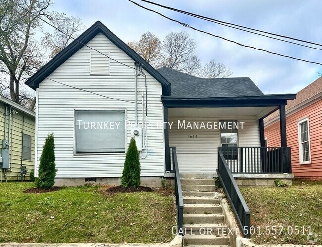 Building Photo - 1615 Maple St Rental