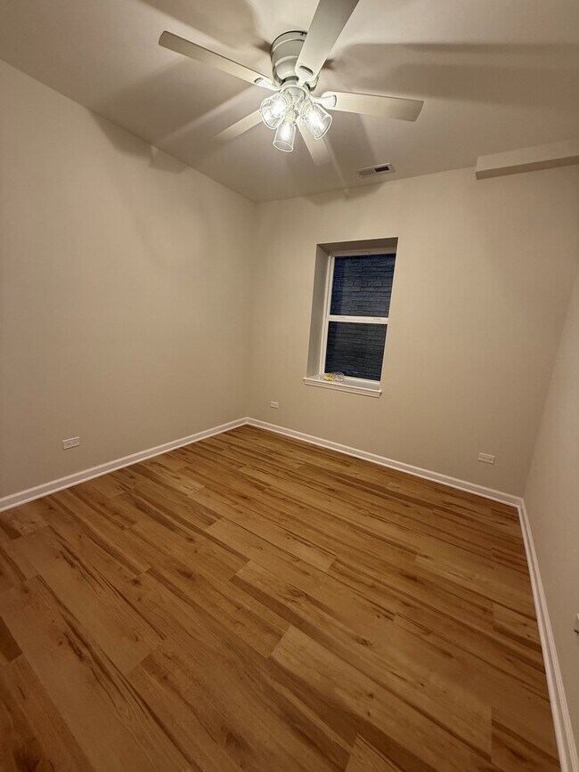 Photo - 5751 W Higgins Ave Unit 1S