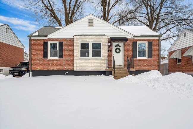 Building Photo - 4333 Schirmer St