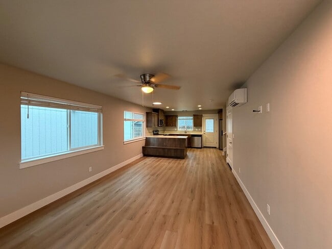 1156-1158 Rifle Range St Unit 1158