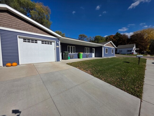 Photo - 1566 Ball St Unidad 1568 Ball Street