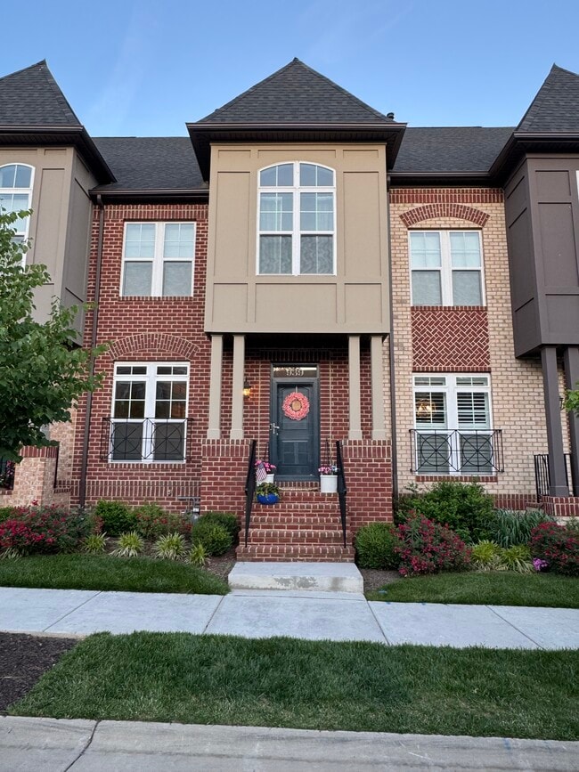 Photo - 939 Holden Rd Townhome