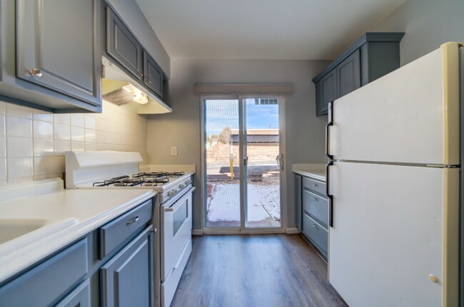 Photo - 3525 Rebecca Ln