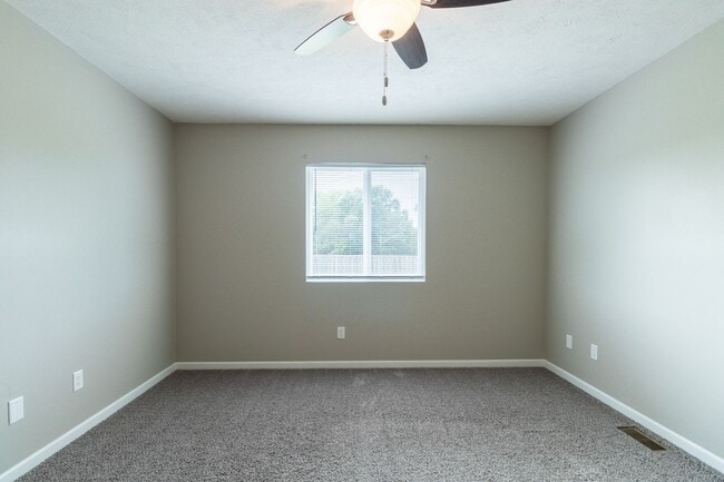 Photo - 6241 Whitewater Ln