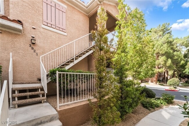 Photo - 251 S Green Valley Pkwy Unit 3921