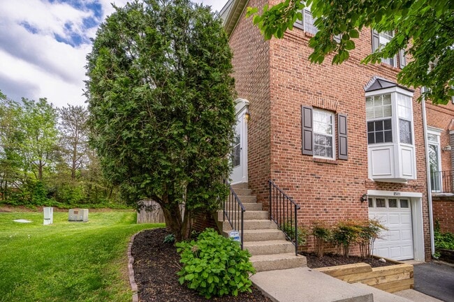 Photo - Three-level end unit townhome!