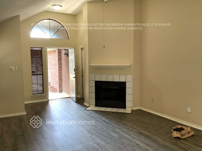 Photo - 6736 Driffield Cir E