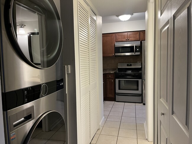 Photo - 9 Tower Ct Unit 9