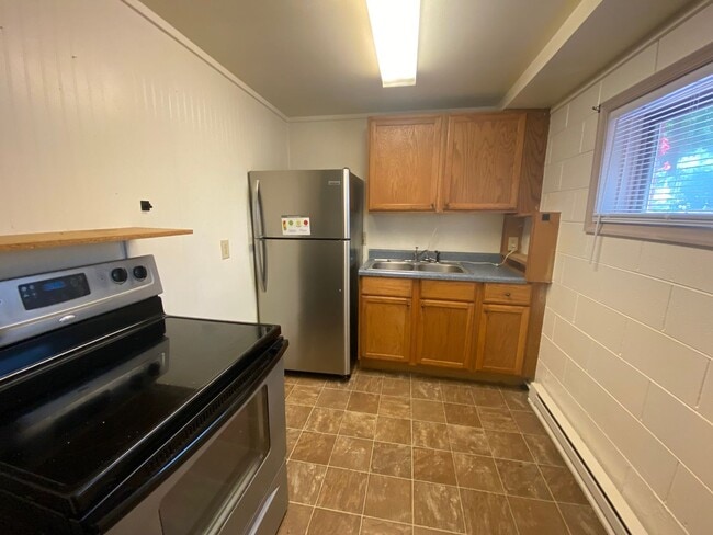 Photo - 1 Bedroom, 1 Bathroom Apartment in Reidsville!