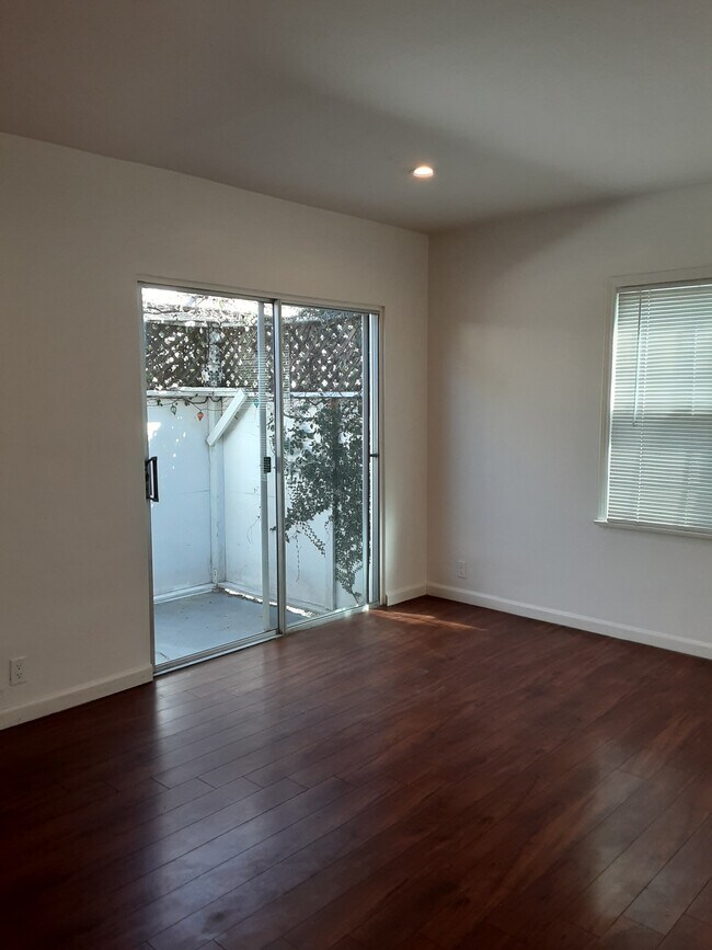 Living room Angle 4 looking at outside patio - 10857 Jefferson Blvd