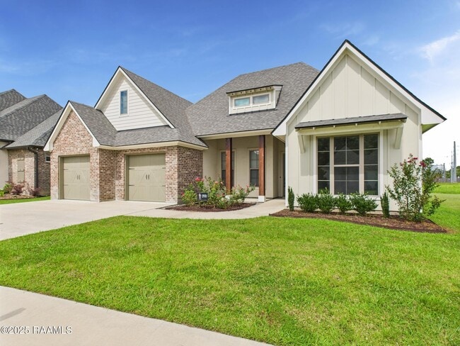 Photo - 104 Carriage Lakes Dr