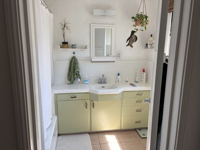 407 W Anapamu St