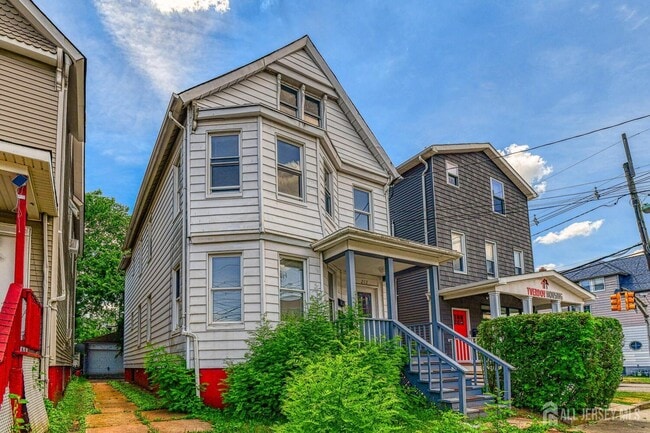 Photo - 212 Easton Ave Unit 1