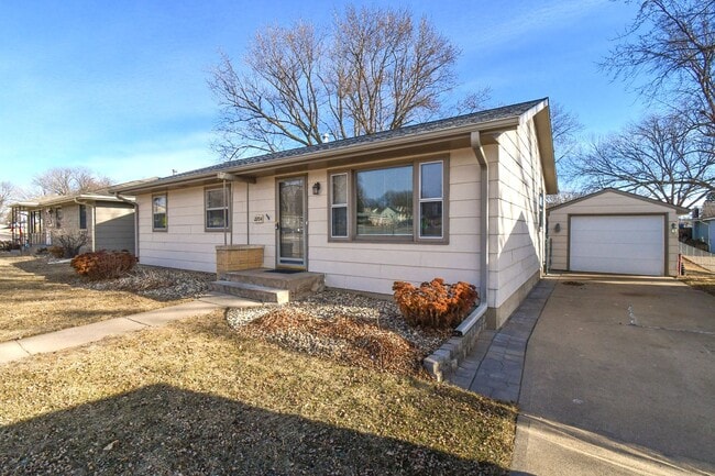 Photo - 2204 S Jefferson Ave