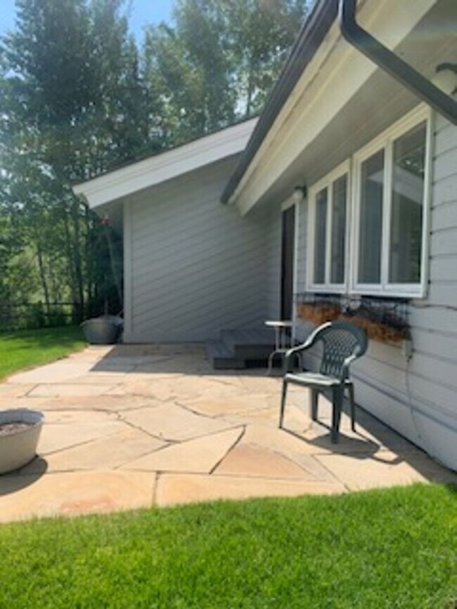 Photo - Beautiful 4 Bedroom 2.5 Bath home in Sun Valley
